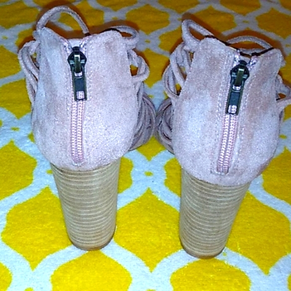 mi,im Heel Sandals sz. 9 - Picture 4 of 9